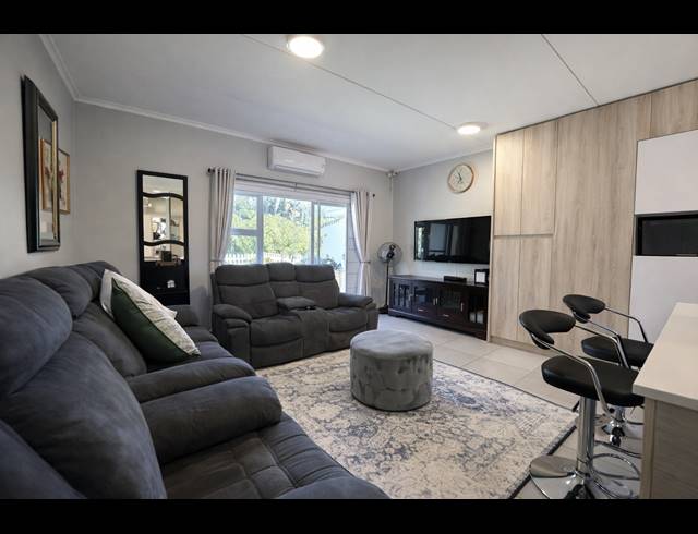 3 BEDROOM APARTMENT FOR SALE IN BALLITO CENTRAL